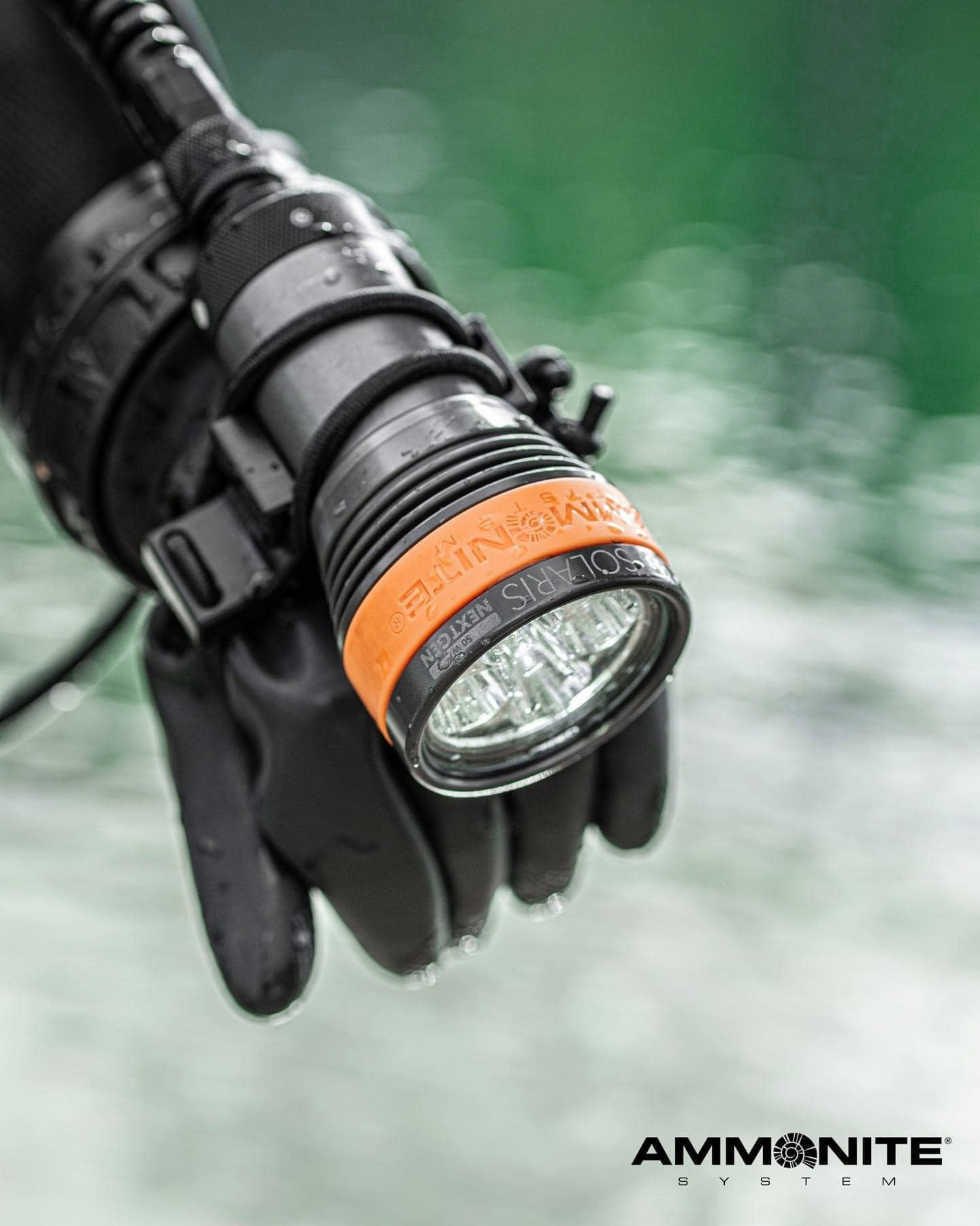 Led Solaris Next Gen Canister Light - Deep Dive Supplies